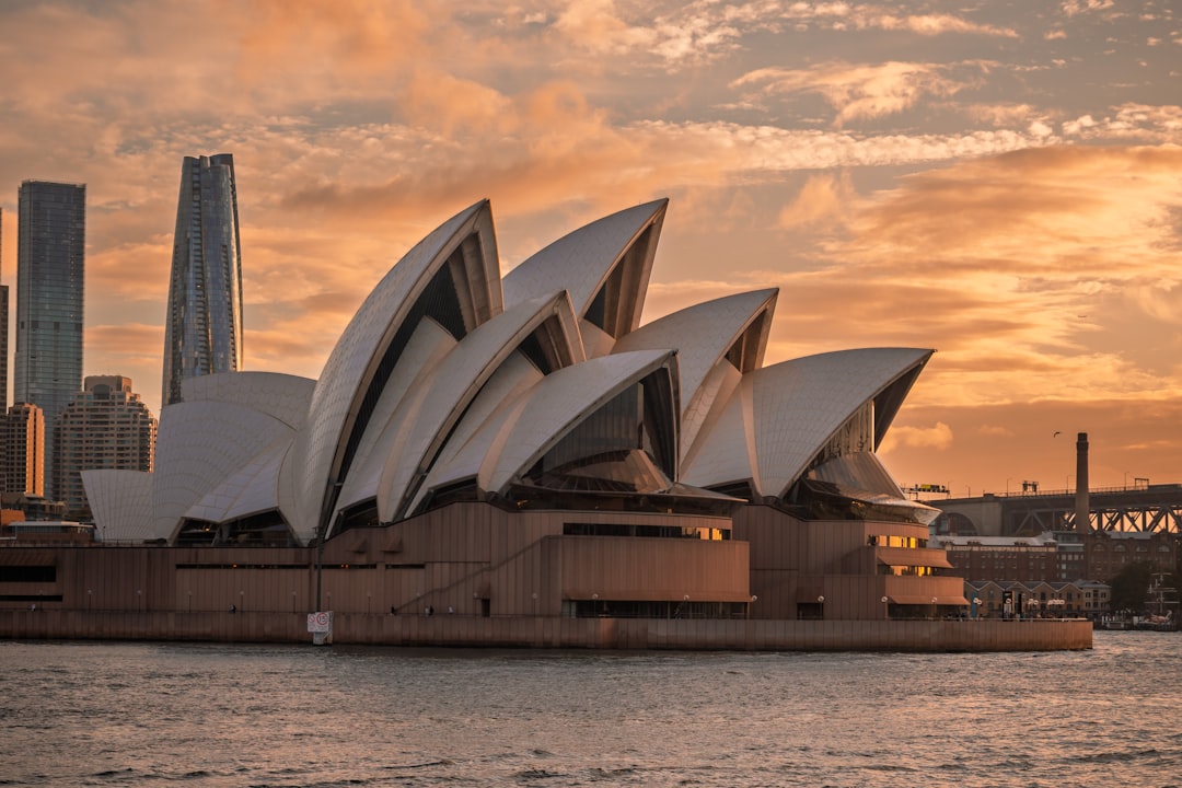 Using Bitcoin Mixers in Australia Laws: Navigating Compliance and Security in the Digital Currency Landscape